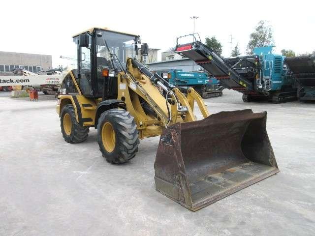 Caterpillar 908 Photo 5