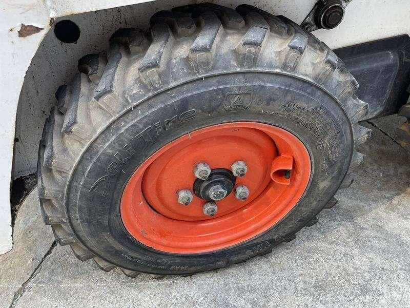 Bobcat S 70 Photo 10