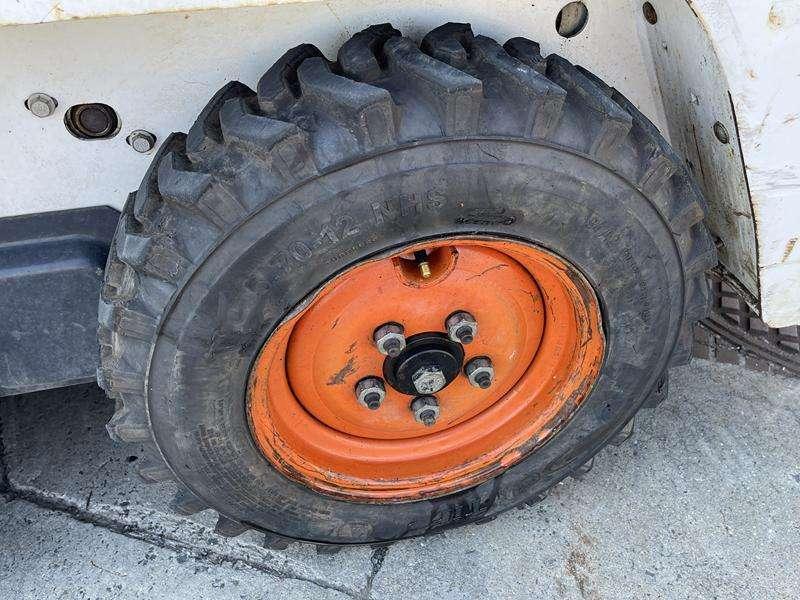 Bobcat S 70 Photo 9