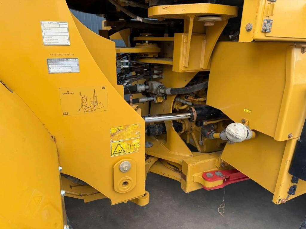 Caterpillar 950M Photo 15
