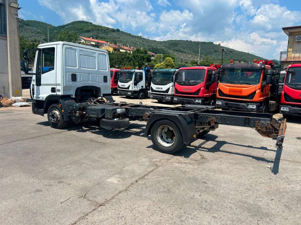 Iveco EUROCARGO 100E18 Photo 20