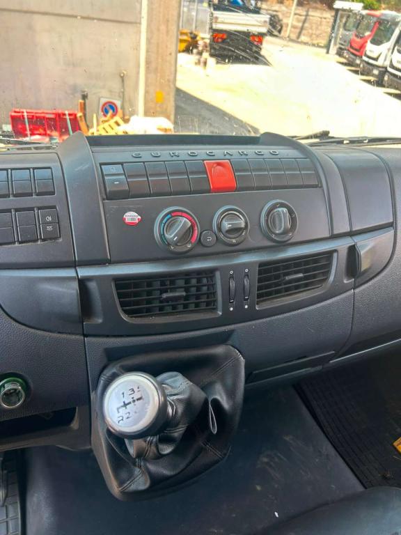Iveco EUROCARGO 100E18 Photo 26