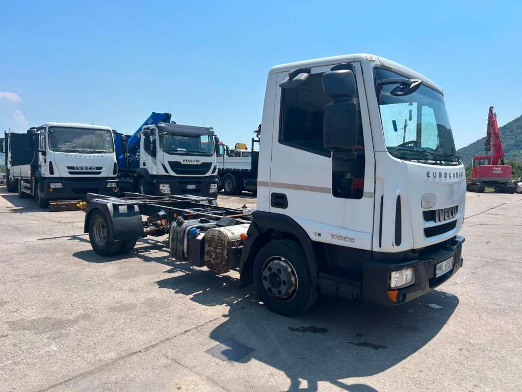 Iveco EUROCARGO 100E18 Photo 8