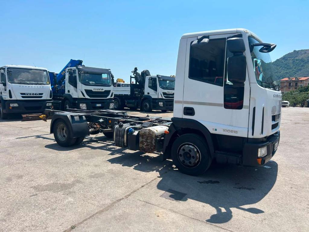 Iveco EUROCARGO 100E18 Photo 9