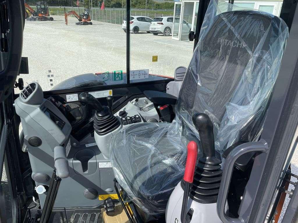 Hitachi ZX 55U 6-CK2 Photo 5
