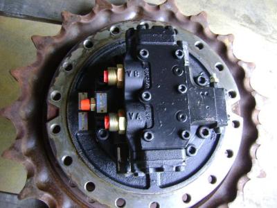Moteur de traction pour Fiat Kobelco - New Holland E 385 en vente par PRV Ricambi Srl