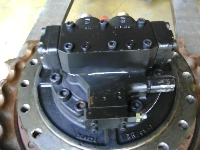 Moteur de traction pour Fiat Kobelco - New Holland E 385 Photo 2