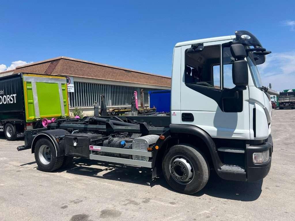 Iveco EUROCARGO 150E18K SCARRABILE Photo 3