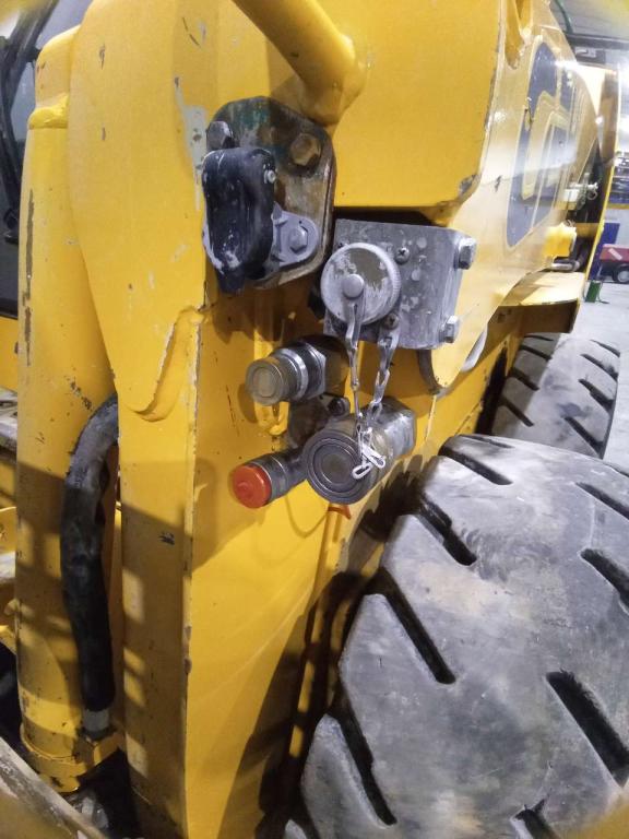 Gehl SL4640 Photo 15