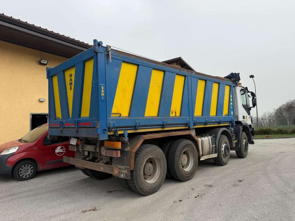 Iveco 450 Photo 2