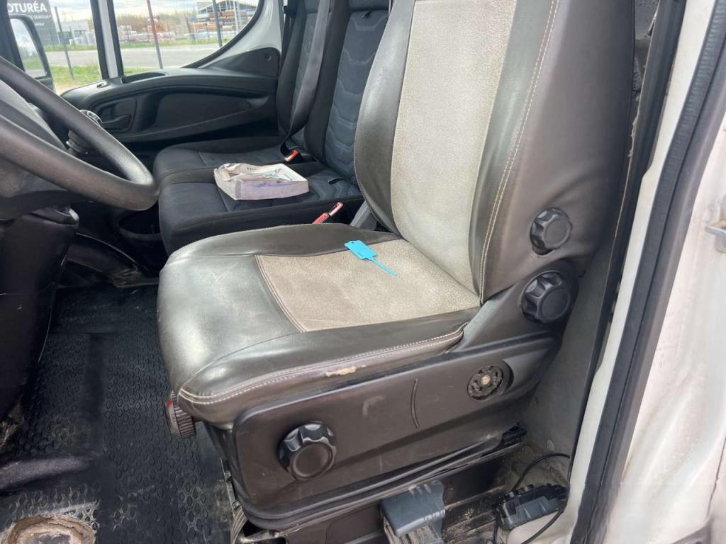 Iveco DAILY 35-120 Photo 14
