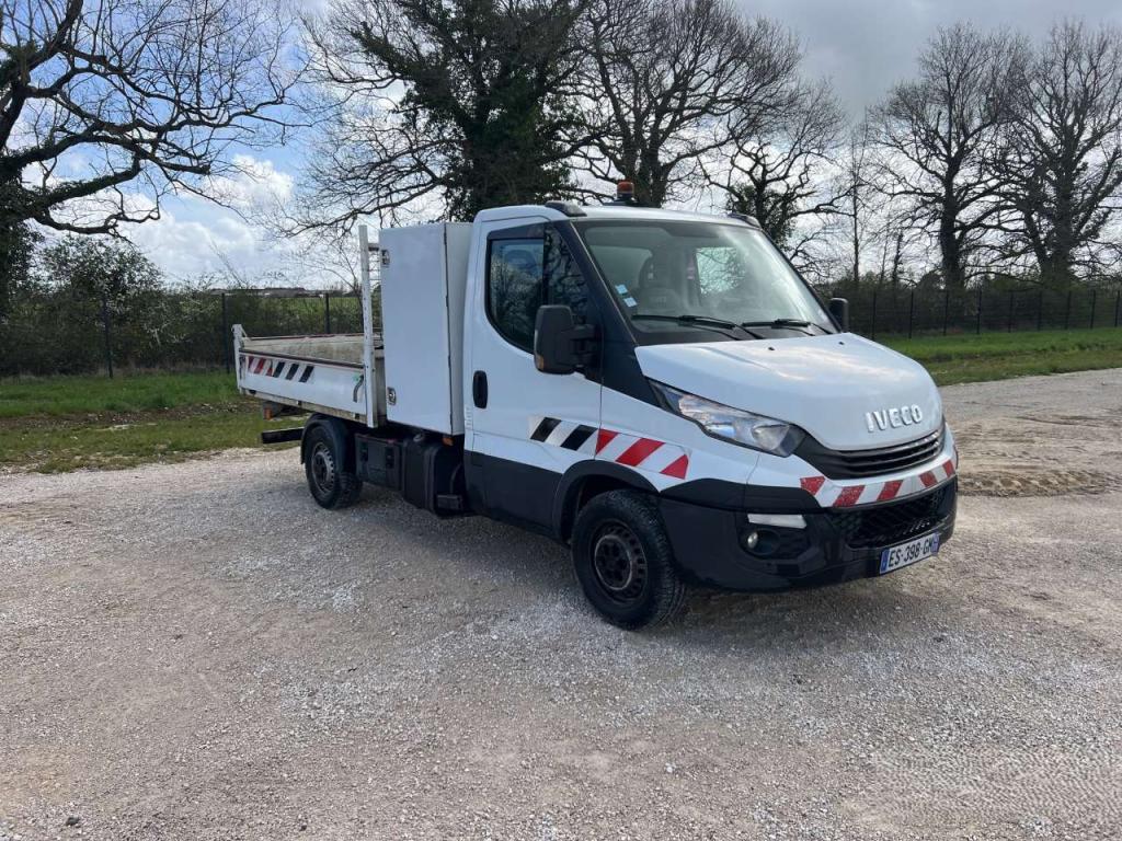 Iveco DAILY 35-120 Photo 25