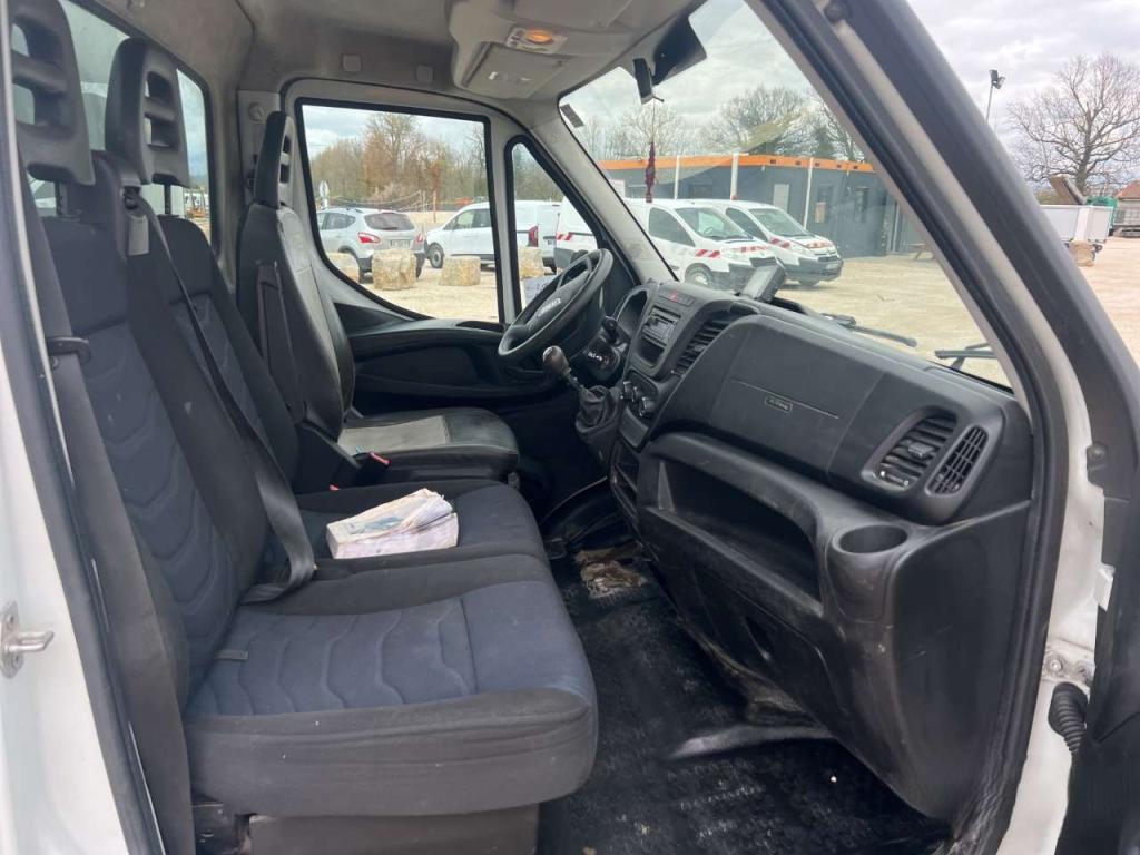 Iveco DAILY 35-120 Photo 5