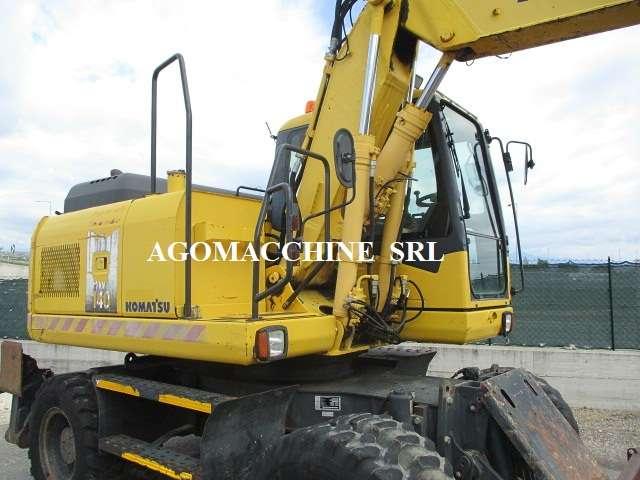 Komatsu PW140-7 Photo 9