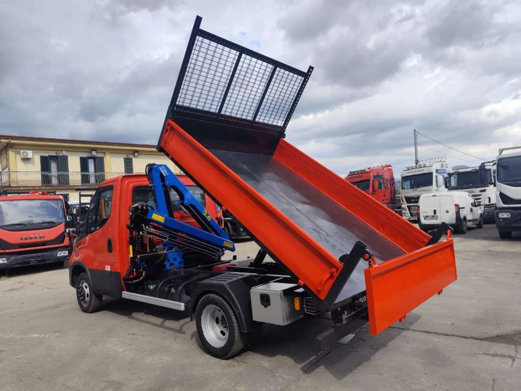 Iveco DAILY 35-140 Photo 27