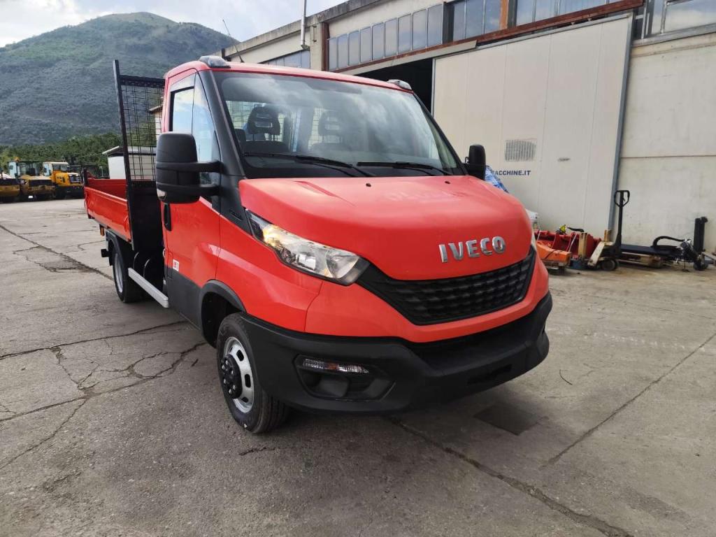 Iveco DAILY 35-140 Photo 9