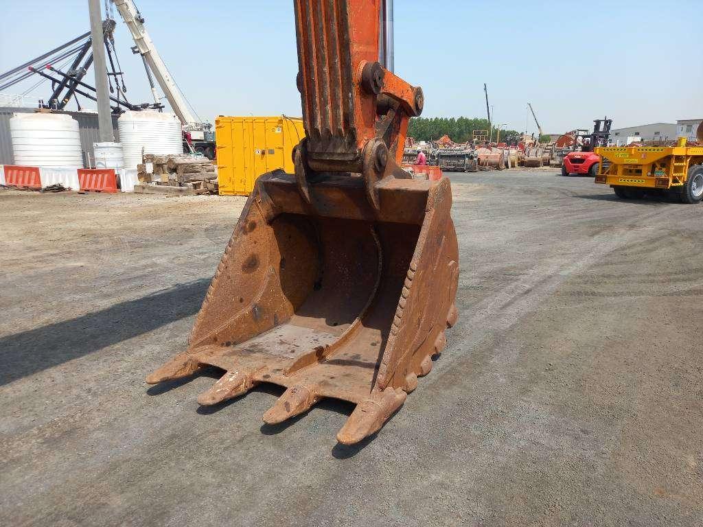 Hitachi ZX470-5G (Abu Dhabi) Photo 13