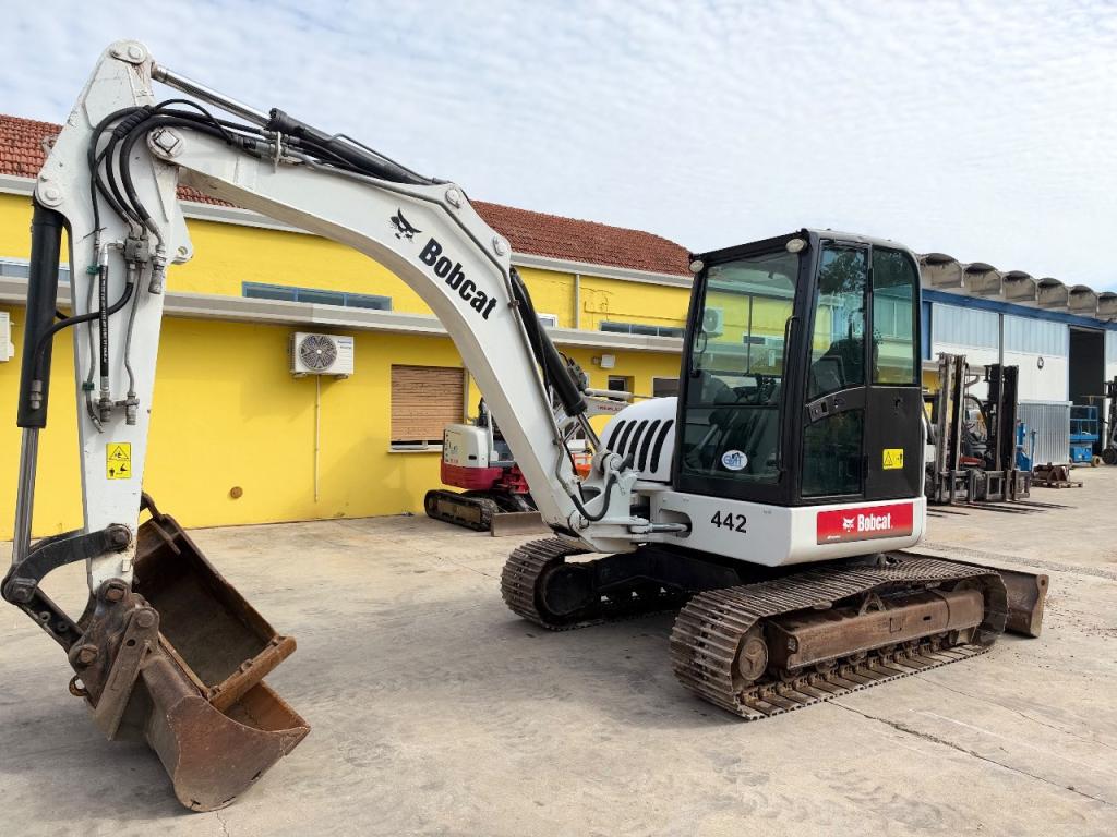 Bobcat 442 Photo 4
