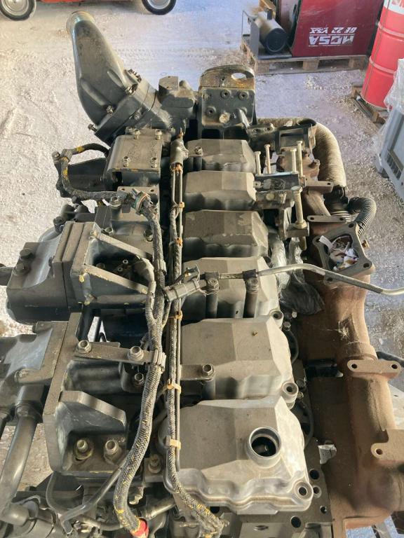 Komatsu SAAA6D125E-5 Photo 4