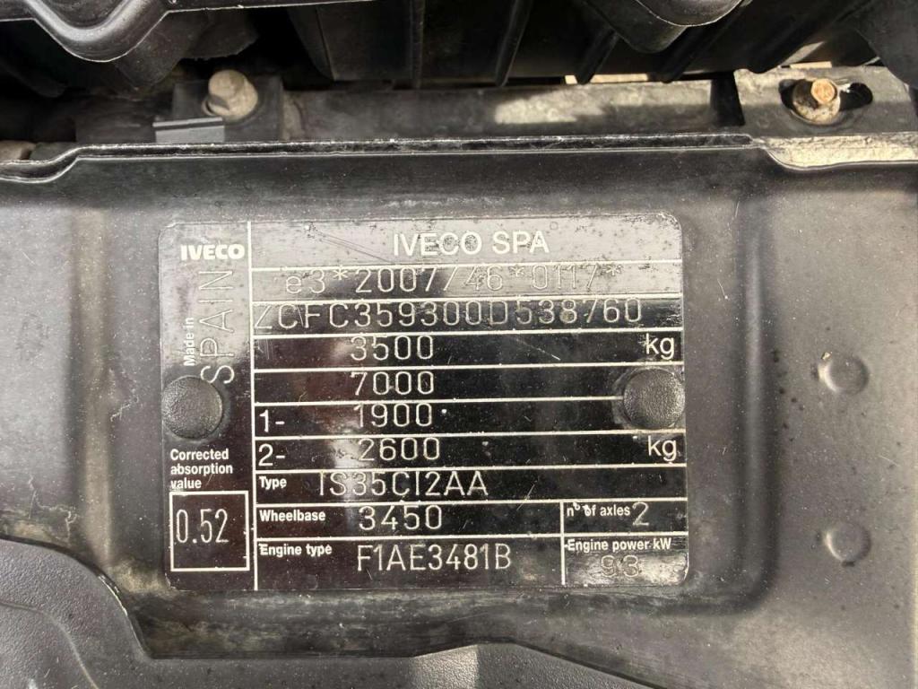 Iveco 35C13 Photo 17