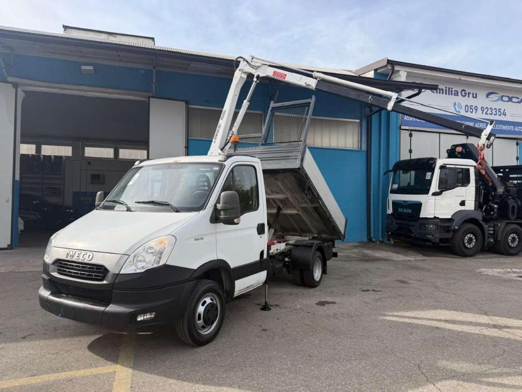 Iveco 35C13 Photo 5