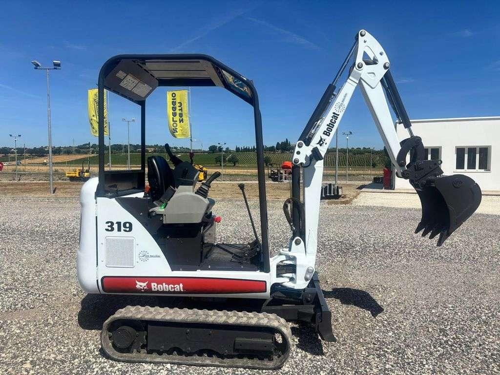 Bobcat 319 Photo 4