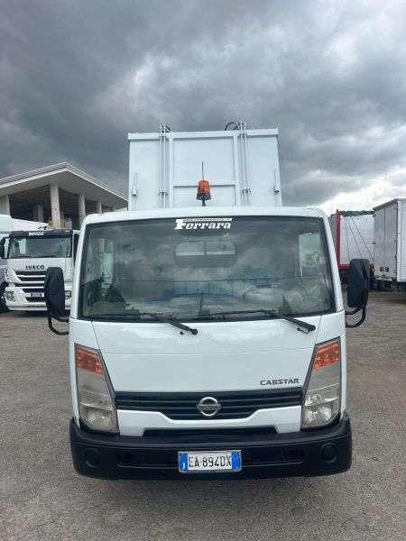 Nissan cabstar 35-11 Photo 2
