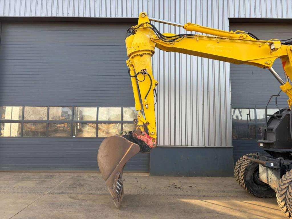 Hitachi ZX140-W3 | German machine Photo 13