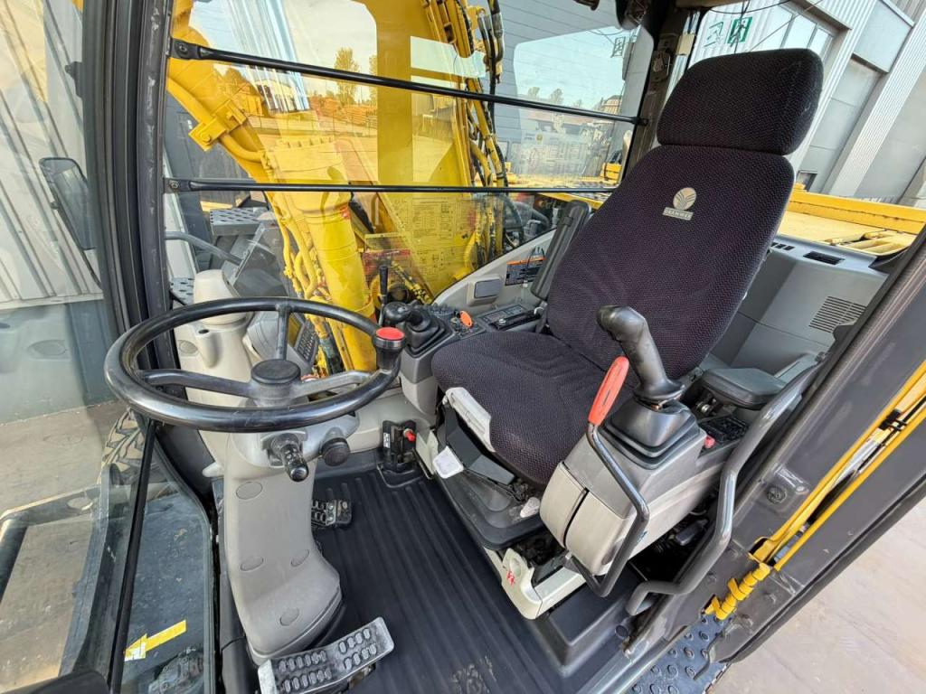 Hitachi ZX140-W3 | German machine Photo 22