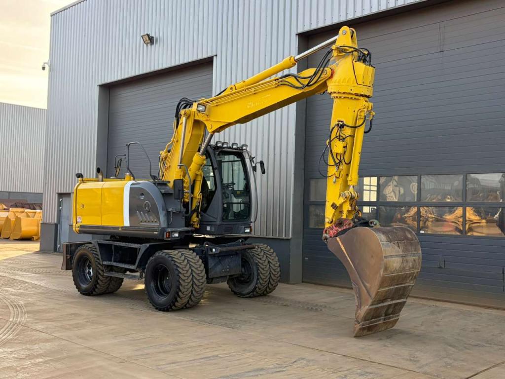 Hitachi ZX140-W3 | German machine Photo 9