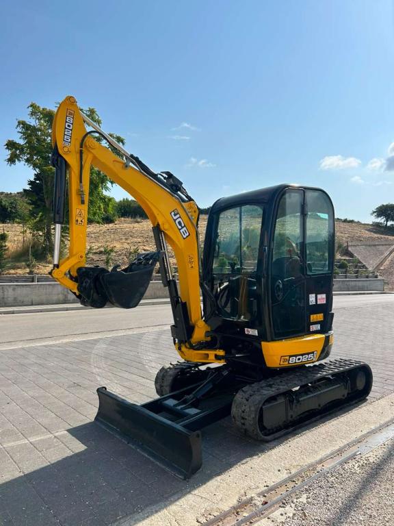JCB 8025 ZTS Photo 6