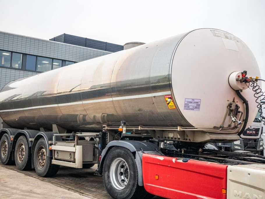 ETA CITERNE LAIT/MILCH/MILK 29000L Photo 2