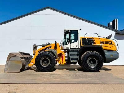 Liebherr L580 - German Machine / Joystick Controls en vente par Boss Machinery