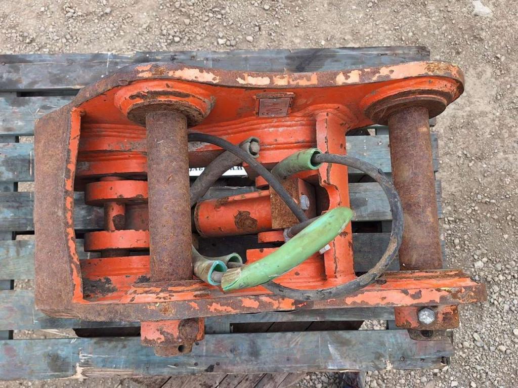 Trevi Benne UNI70 for 13-15 t excavators Photo 8
