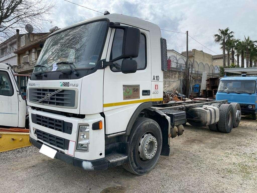 Volvo FM9 R62 Photo 1