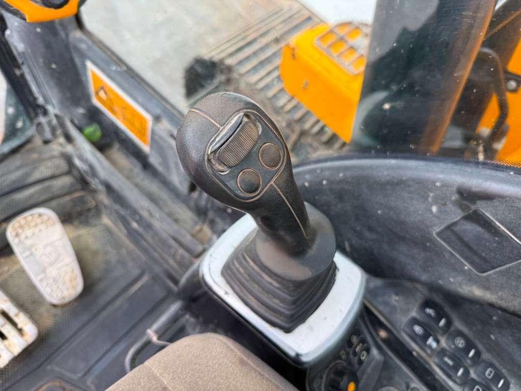 JCB JZ141LC - Automatic Greasing / Hammer Lines Photo 11