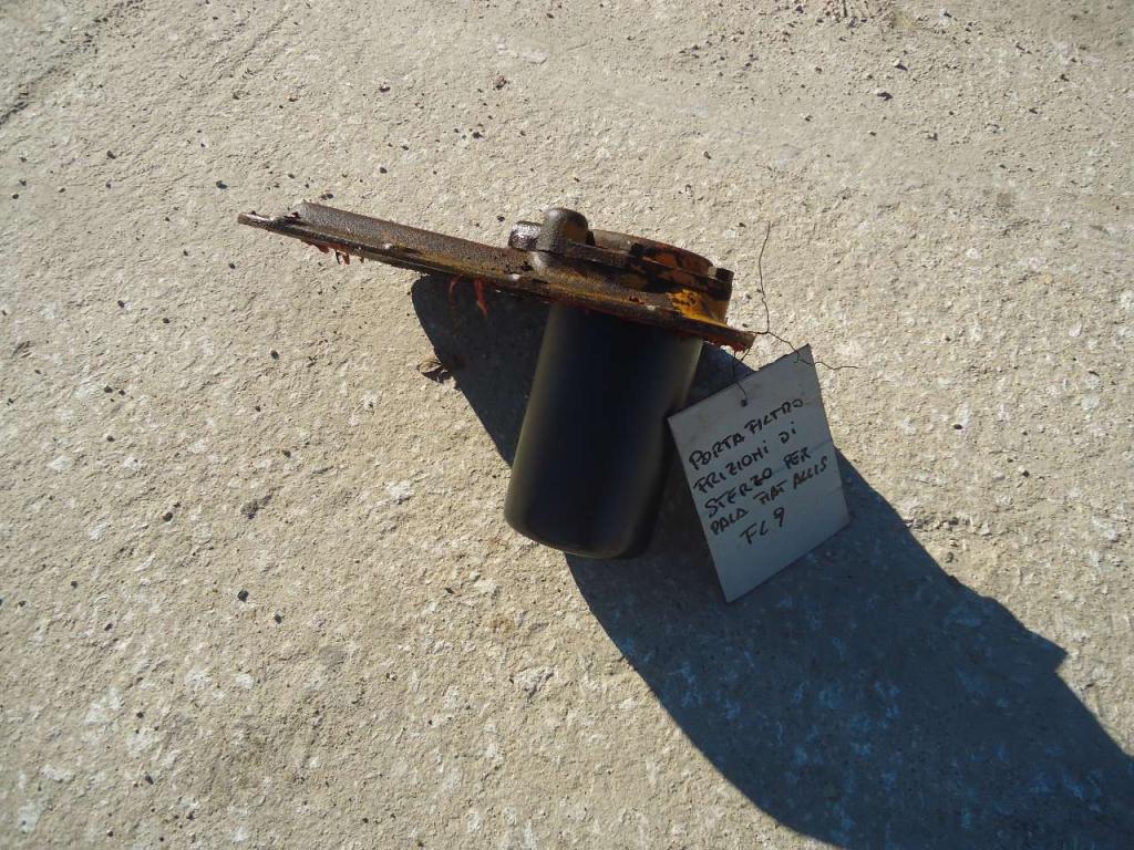 Porta filtro frizioni di sterzo pour Fiat Allis FL9 Photo 2