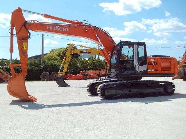 Hitachi ZX210LCN-3 Photo 10