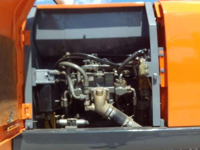 Hitachi ZX210LCN-3 Photo 11
