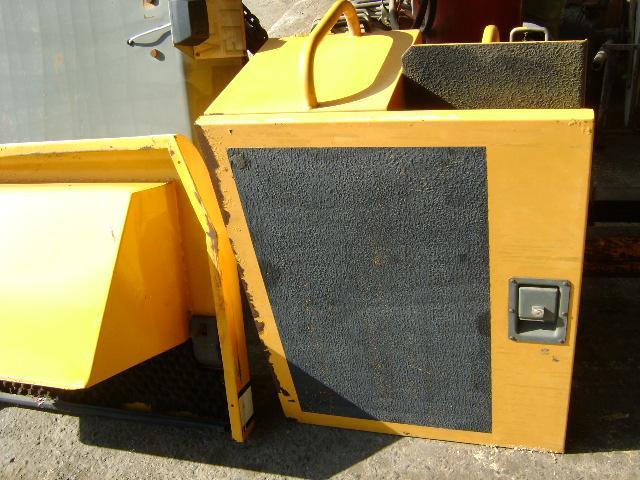 Capot et panneau de carrosserie pour Liebherr 902 Photo 3