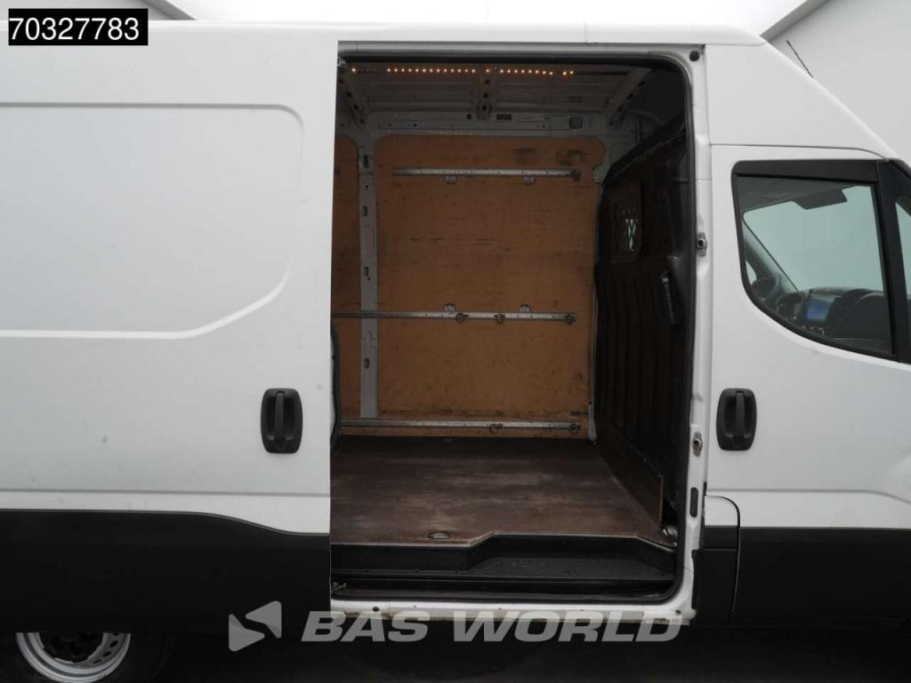 Iveco Daily 35S13 L2H2 3,5t Trekhaak Airco L2 Airco Trekhaak Photo 9