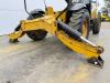 Caterpillar TH460B - 15m Reach / 4 Wheel Steering Photo 22 thumbnail