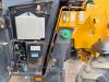 Caterpillar TH460B - 15m Reach / 4 Wheel Steering Photo 29 thumbnail