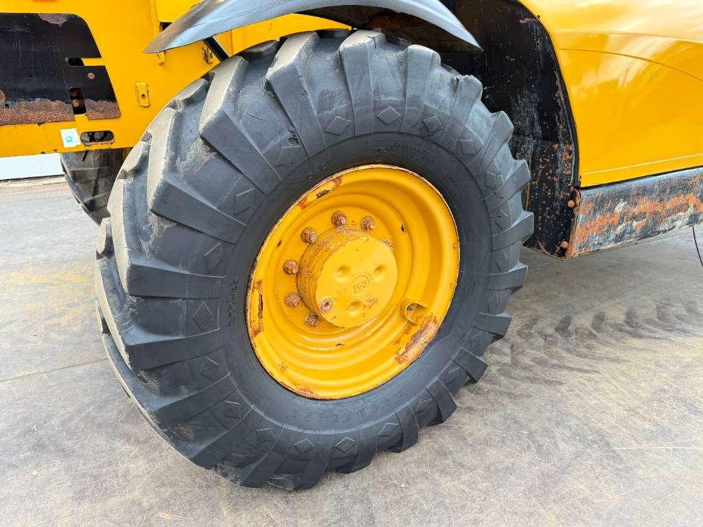 Caterpillar TH460B - 15m Reach / 4 Wheel Steering Photo 26