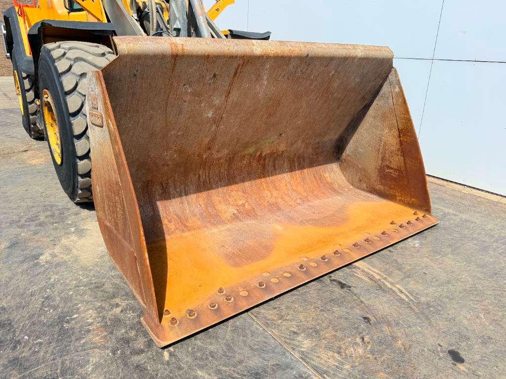 Volvo L150H - 3rd Function / Automatic Greasing Photo 18