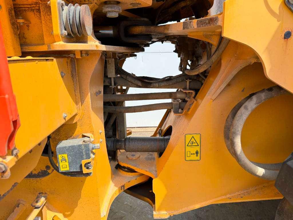 Volvo L150H - 3rd Function / Automatic Greasing Photo 27