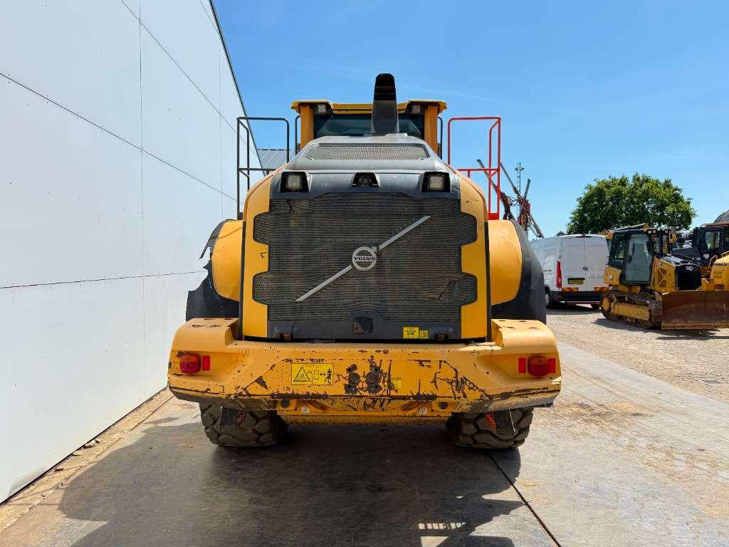 Volvo L150H - 3rd Function / Automatic Greasing Photo 4