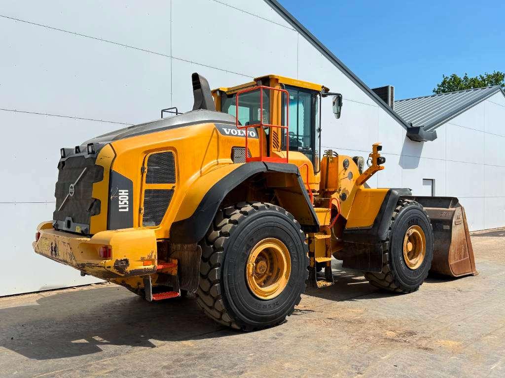 Volvo L150H - 3rd Function / Automatic Greasing Photo 5