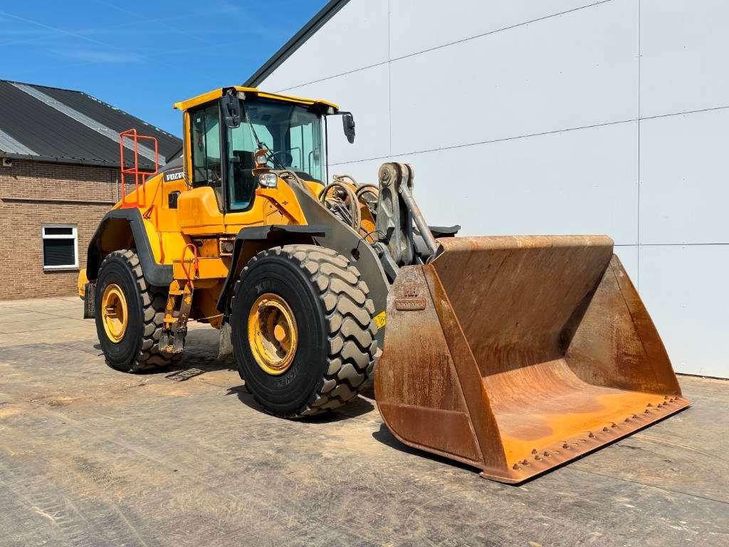 Volvo L150H - 3rd Function / Automatic Greasing Photo 7
