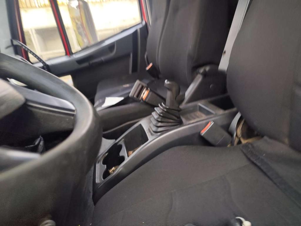 Iveco EUROCARGO 120-250 Photo 14